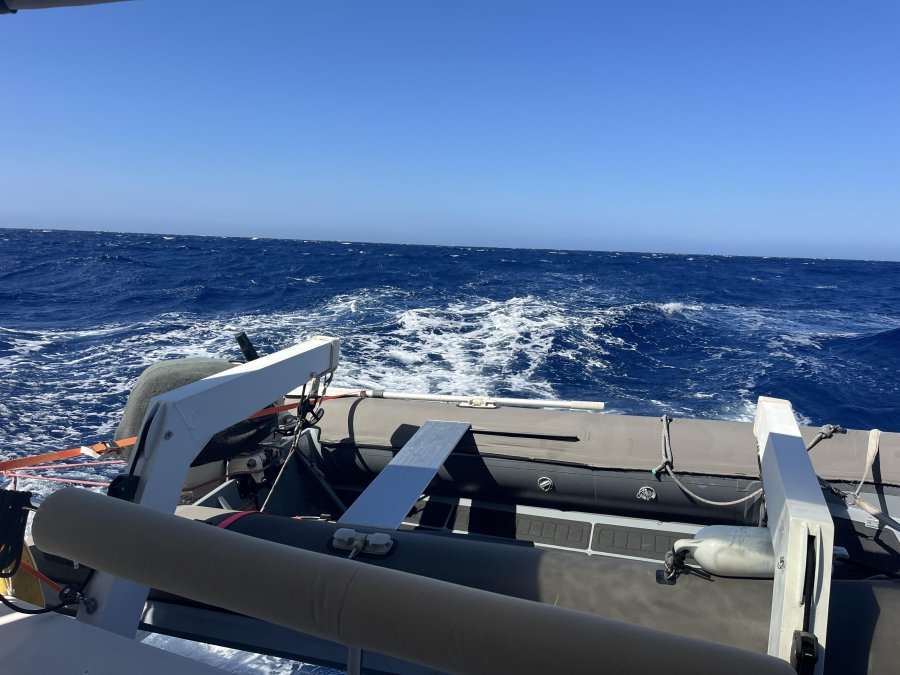 Ah cette Méditerranée, jamais de répit, ça souffle !!!!!